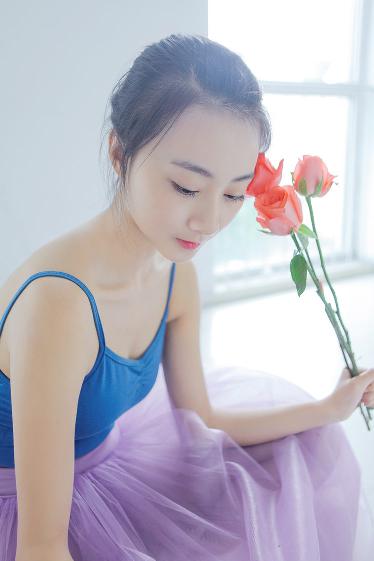 女教师在上免费观看全集电视剧